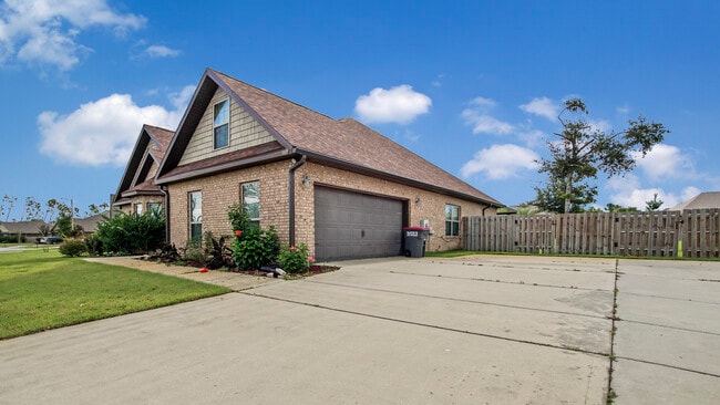 Building Photo - 3809 Whitehead Blvd