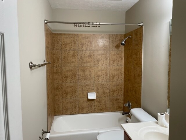 Foto del edificio - 1503 La Fontenay Ct