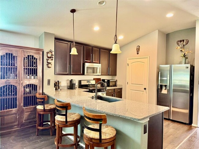 Building Photo - 2604 Garlic Creek Dr