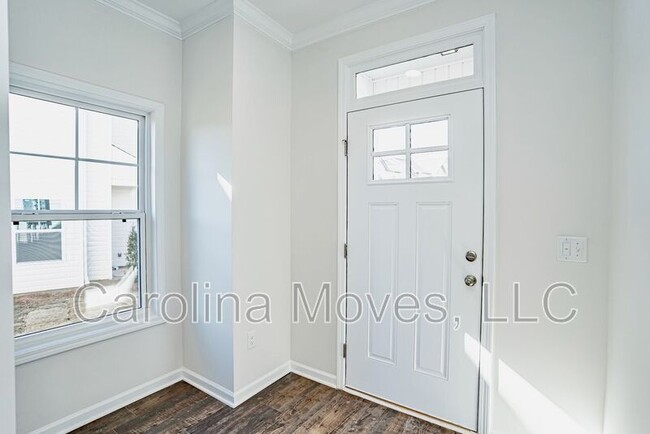 Foto del edificio - 300 Trail Branch Ct