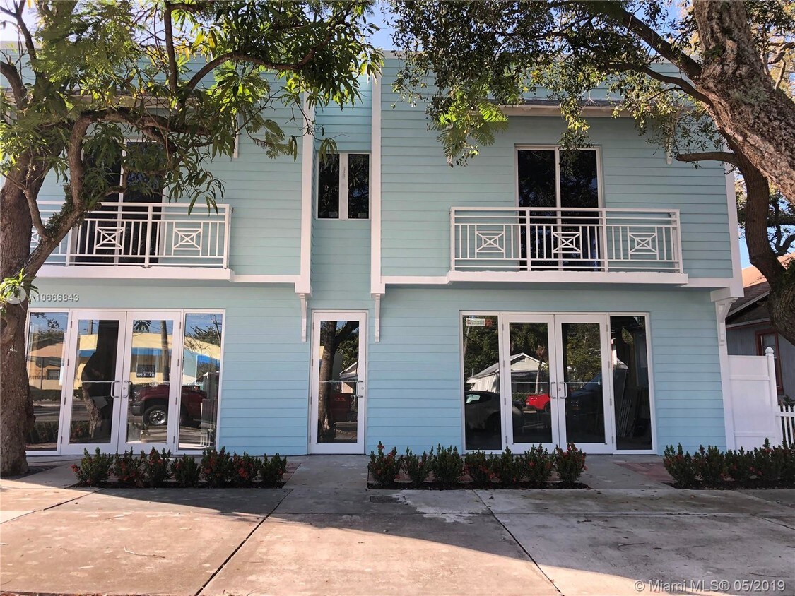 Foto principal - 3870 Grand Ave