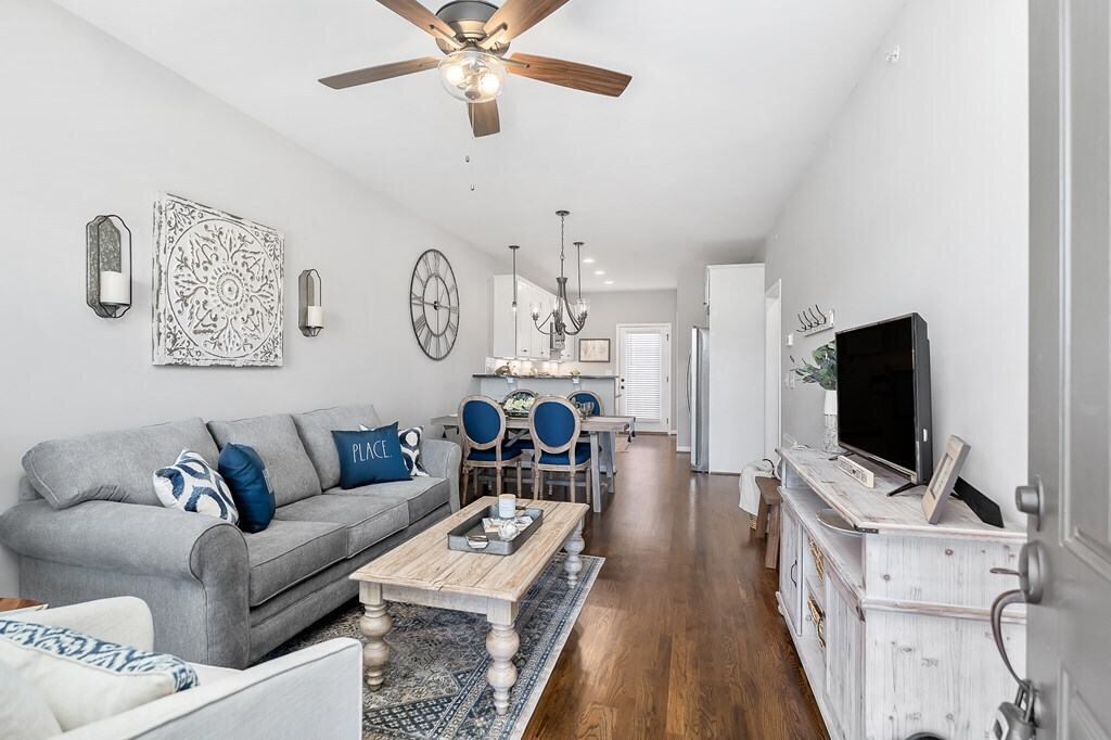 Foto principal - 110 Landmark Ct