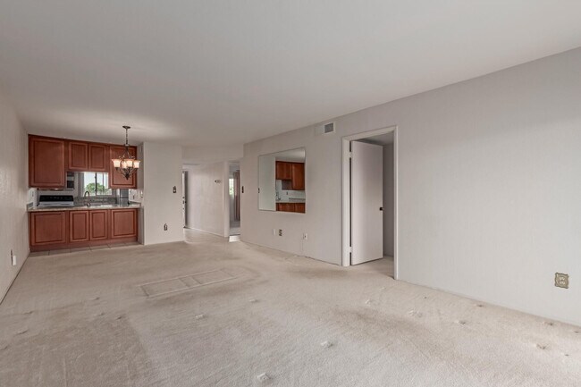 Foto del edificio - 7436 E Chaparral Rd