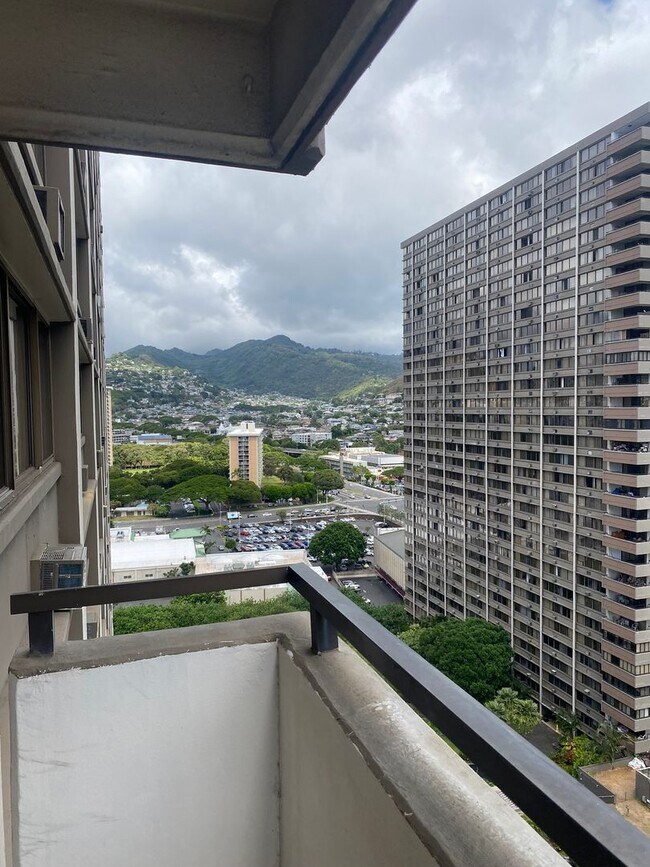 Building Photo - n2824k