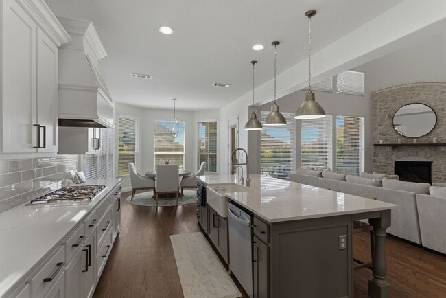 Building Photo - 2801 Seabiscuit Rd