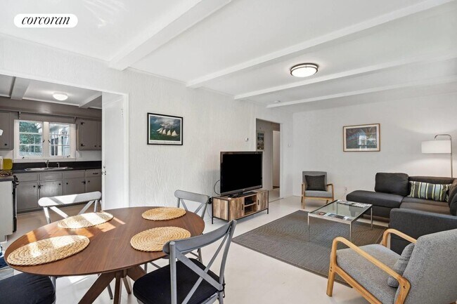 Foto del edificio - 126 Bay St