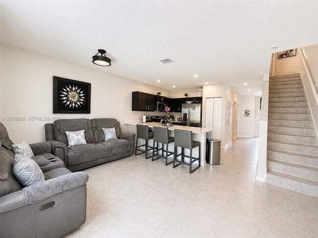 Foto del edificio - 1041 NW 5th St