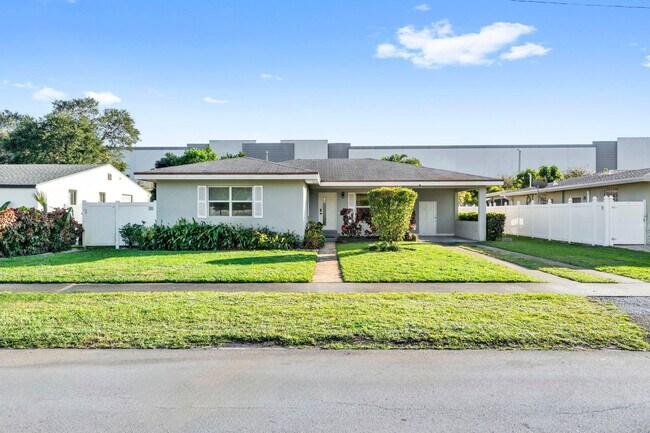 Foto del edificio - 1260 SW 32nd St