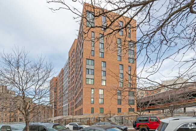 Foto del edificio - Second Farms