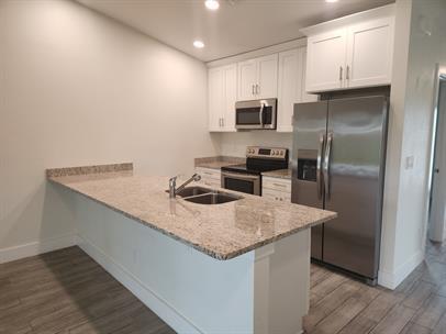 Photo - 544 SE 5th Pl House