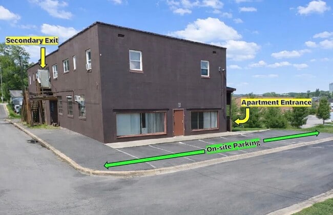 Building Photo - 18 Cleveland Ave