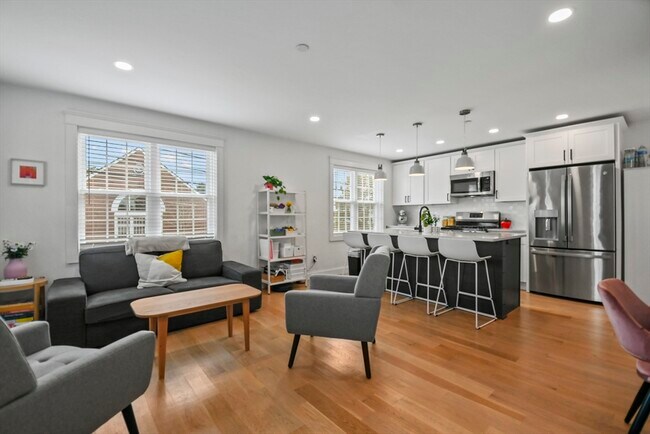 Building Photo - 92 North St