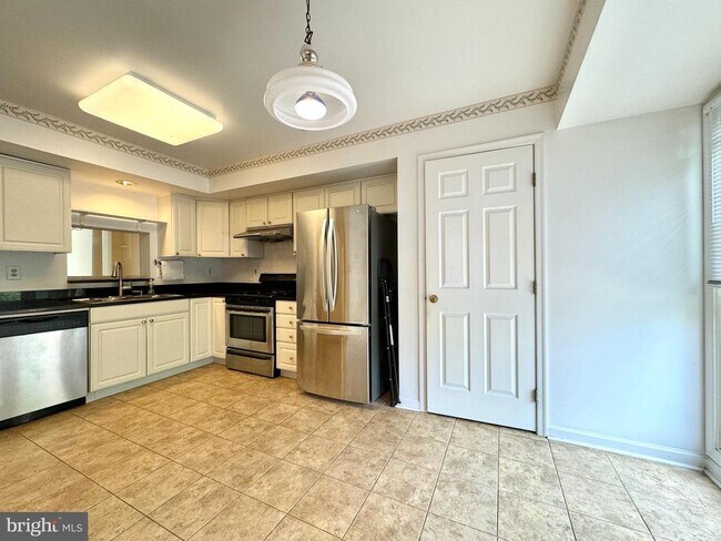 Foto del edificio - 10175 Treble Ct