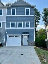 Building Photo - 1615 Palomino Trl