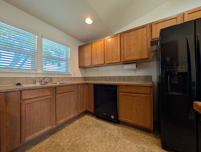 Foto del edificio - Nice 3-Bedroom, 2-Bath Home In The Thurston Area Of Springfield!