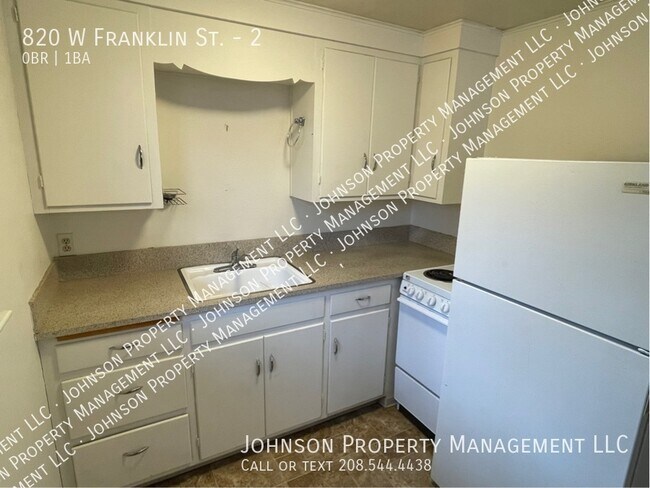 Building Photo - Downtown Boise Studio with All Utilities I...
