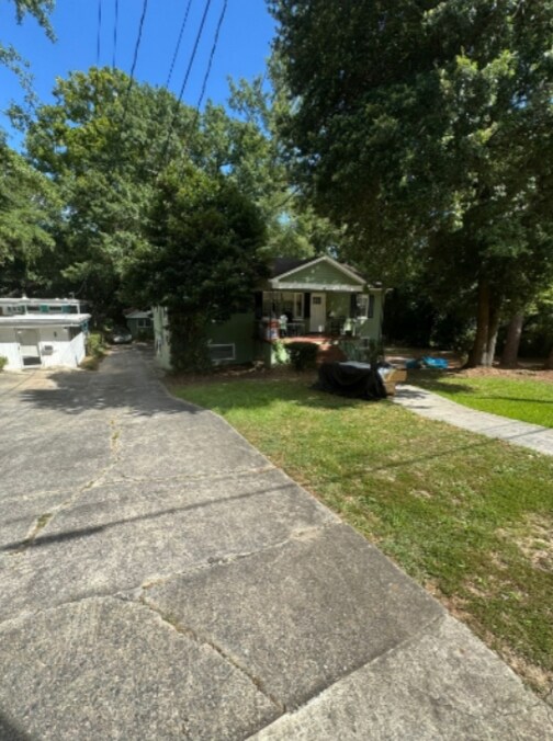 Building Photo - 290 Clisby Pl