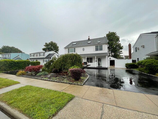 Front of Property - 18 Academy Ln