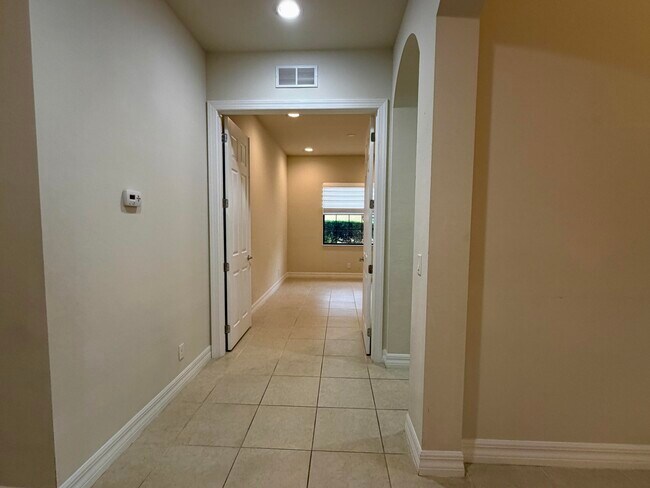 Foto del edificio - 2905 Siena Cir