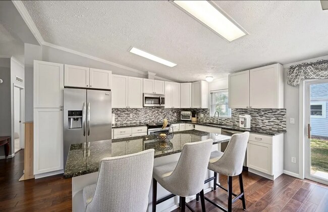 Foto del edificio - 5634 Clay St