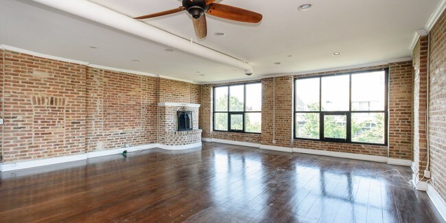 Foto del edificio - 1015 N Lake Shore Dr