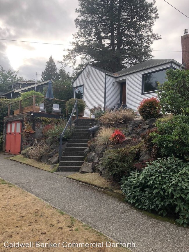 Building Photo - 3 br, 2 bath House - 3937 SW Ida St.