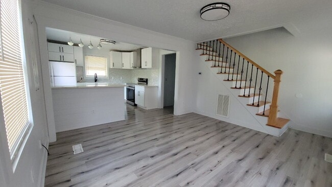 Photo - Charming 2-bedroom, 1-bath single-family home conveniently located in Nashville.