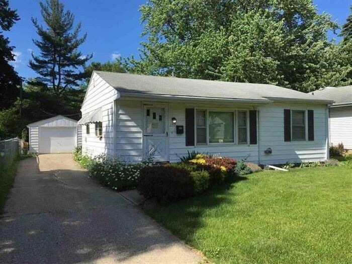 Primary Photo - 2407 Midway Dr