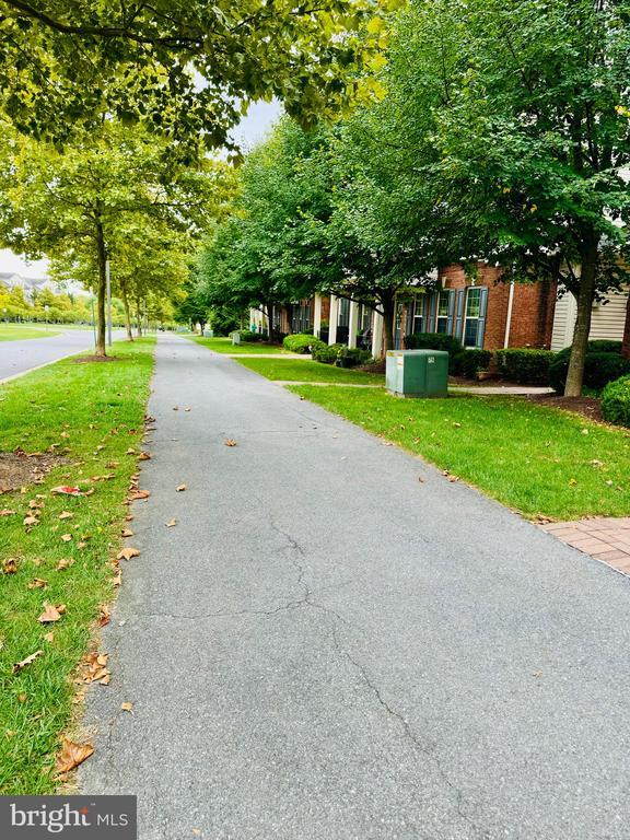 Foto del edificio - 23238 Observation Dr