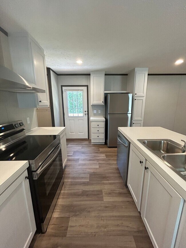 Foto del edificio - A charming 3 Bedroom/2 Bathroom home!