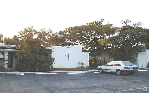 Foto del edificio - 1834 Middle River Dr