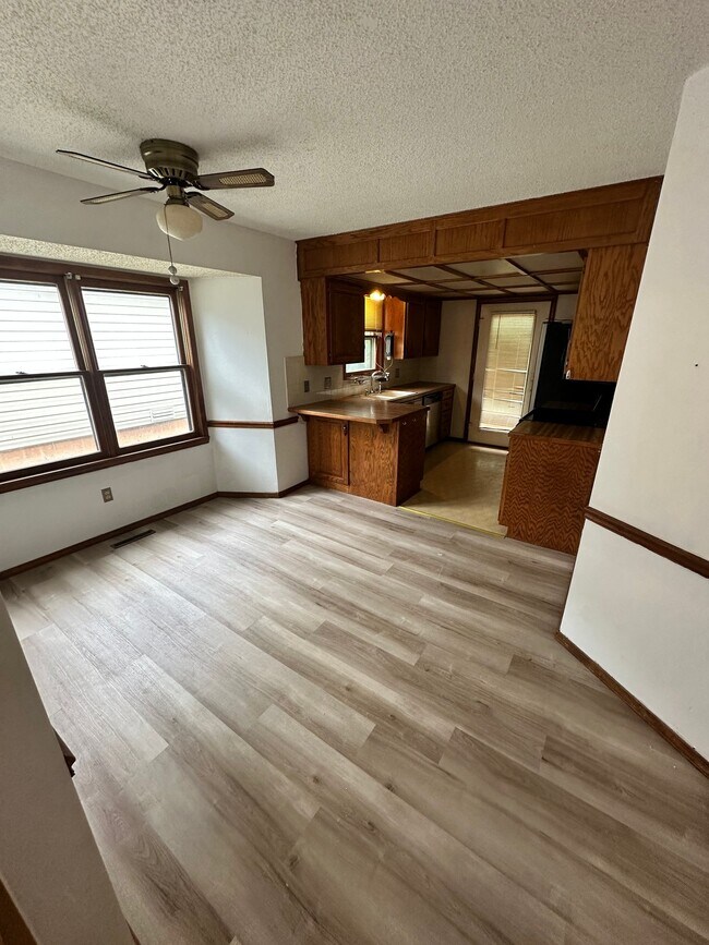 Foto del edificio - 3710 W Sylvania St