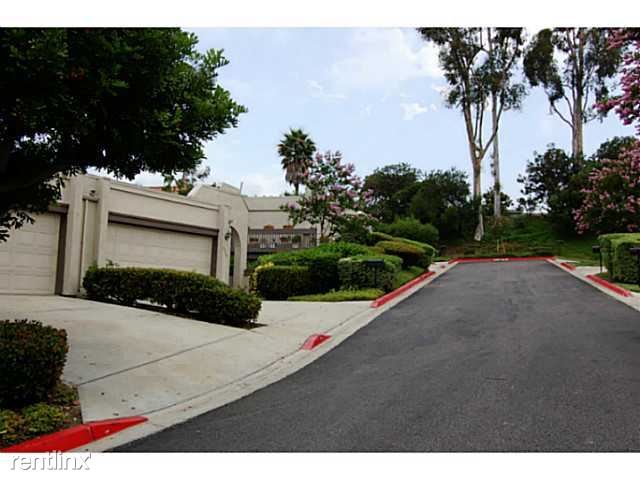 Foto del edificio - 5 br, 3 bath Townhome - 6624 Reservoir Lane