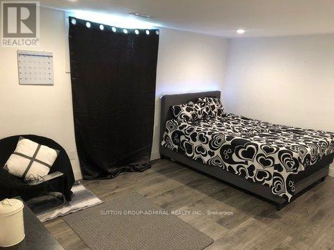 Photo du bâtiment - 10 Brian Ave