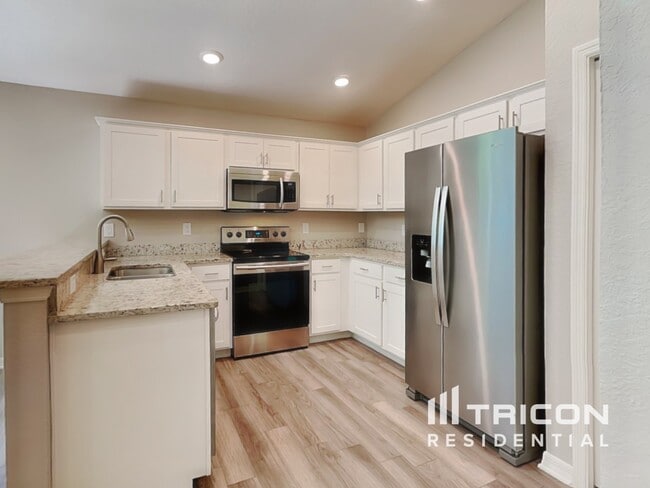 Building Photo - 988 Blue Tide Ln