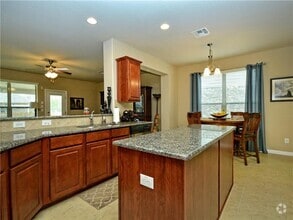 Building Photo - 1007 Boxwood Loop