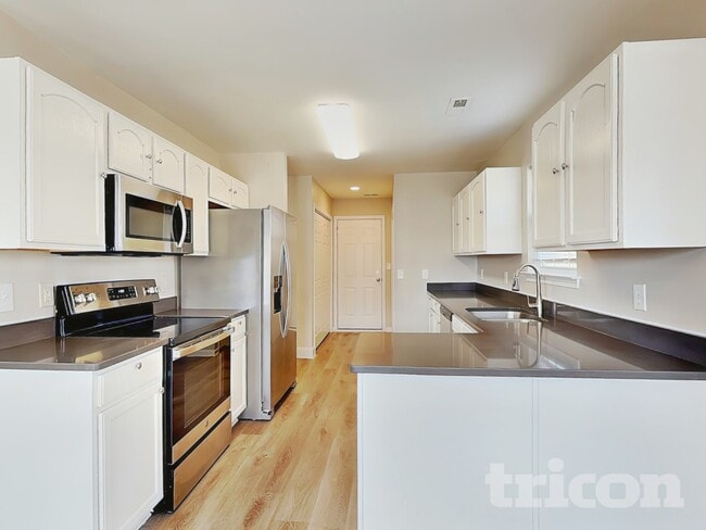 Building Photo - 2363 Wexford Way