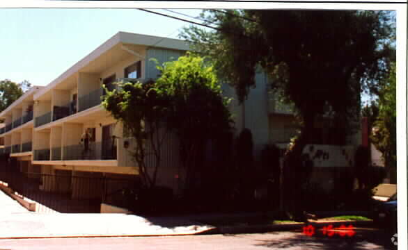 Foto del edificio - The Glen Apartments