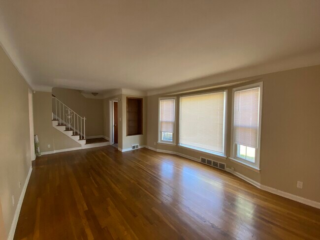 Foto del edificio - 3850 Covington Rd