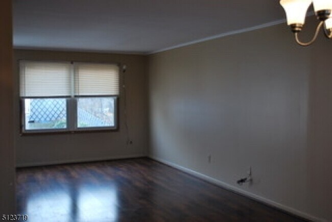 Building Photo - 88 Rockland St