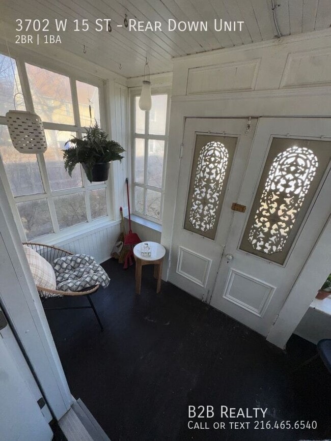 Foto del edificio - 3702 W 15th St