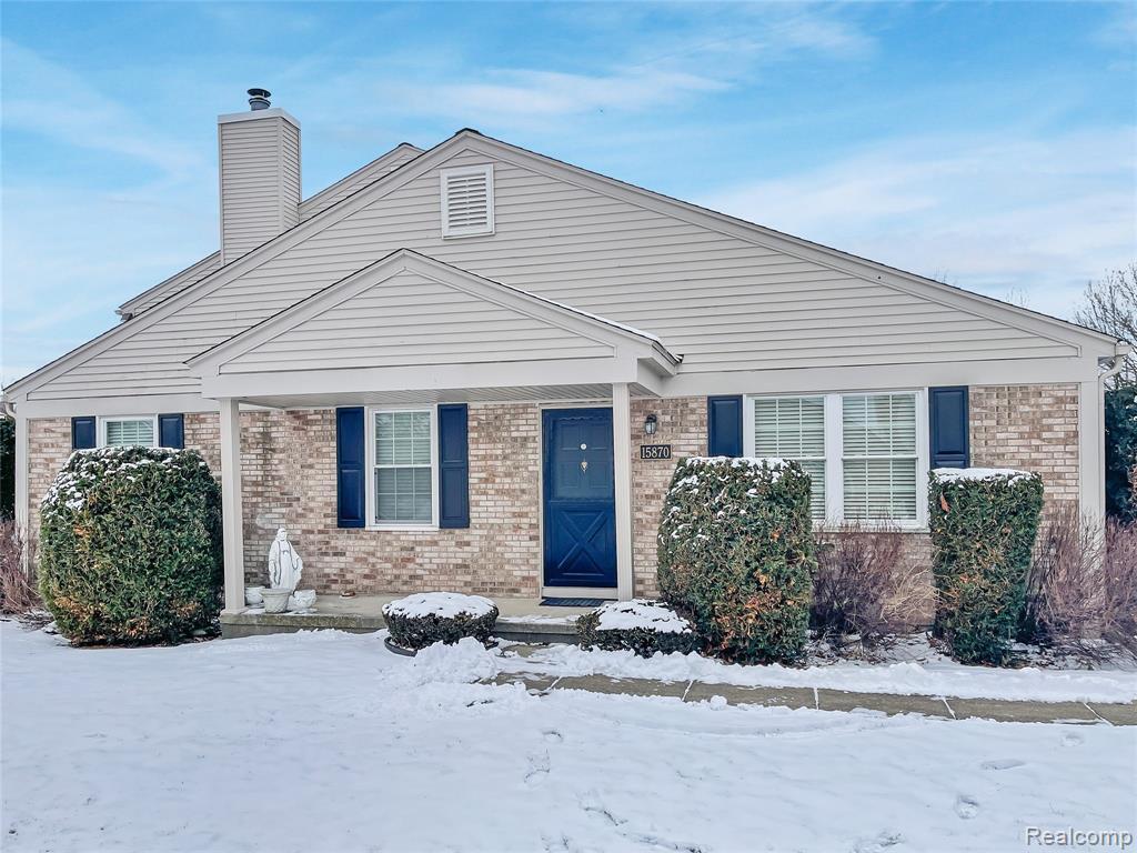 15870 Charleston Unit 229, Clinton Township, MI 48038 Condo for Rent