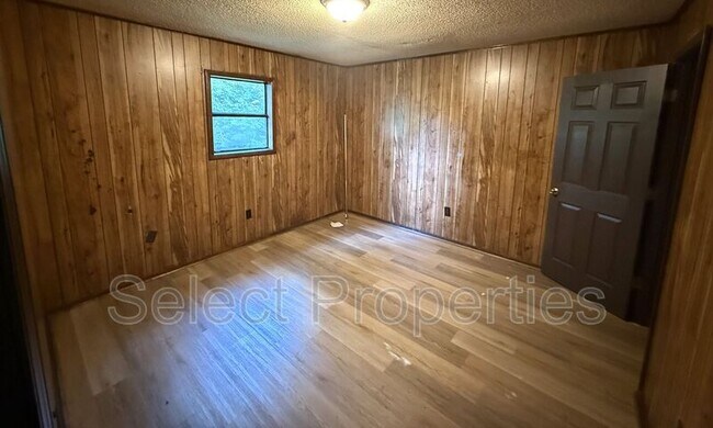 Foto del edificio - 352 N Allis St