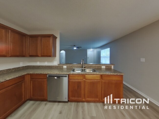 Foto del edificio - 5819 Forest Canyon