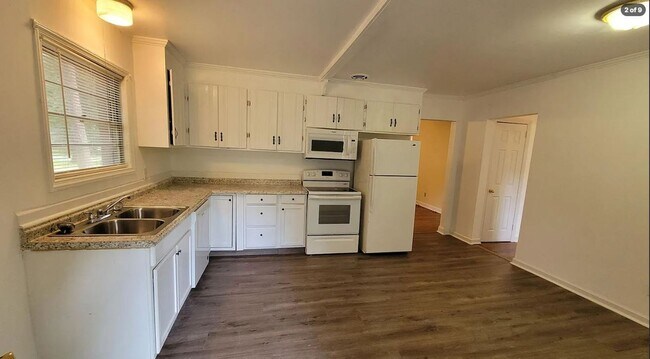 Foto del edificio - 271 Peachtree Cir