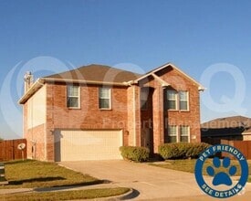 Building Photo - 616 Timberhaven Terrace