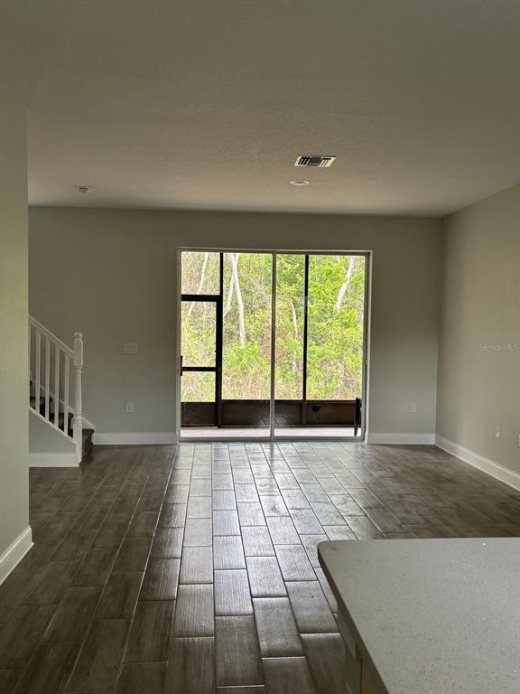 Foto del edificio - 427 Madison Cir