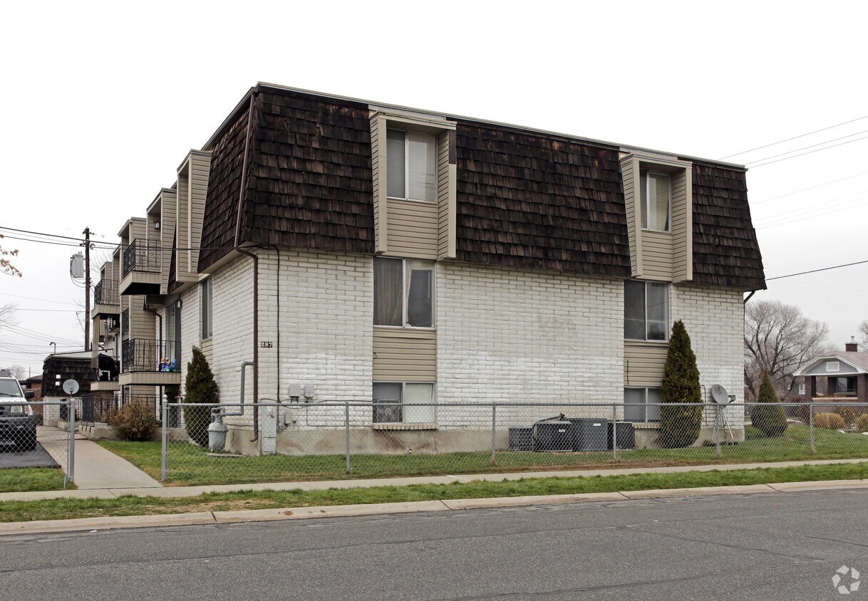 Building Photo - 287 E Cordelia Ave