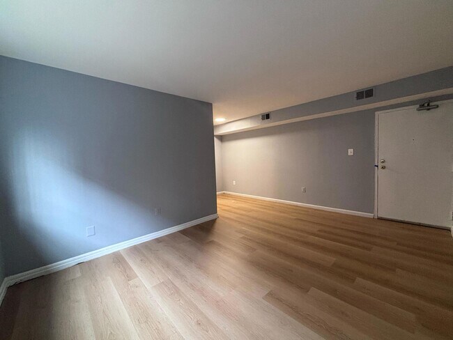 Foto del edificio - 1621 1st St NW