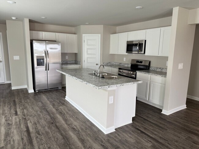 Foto del edificio - 4134 River Bend Rd